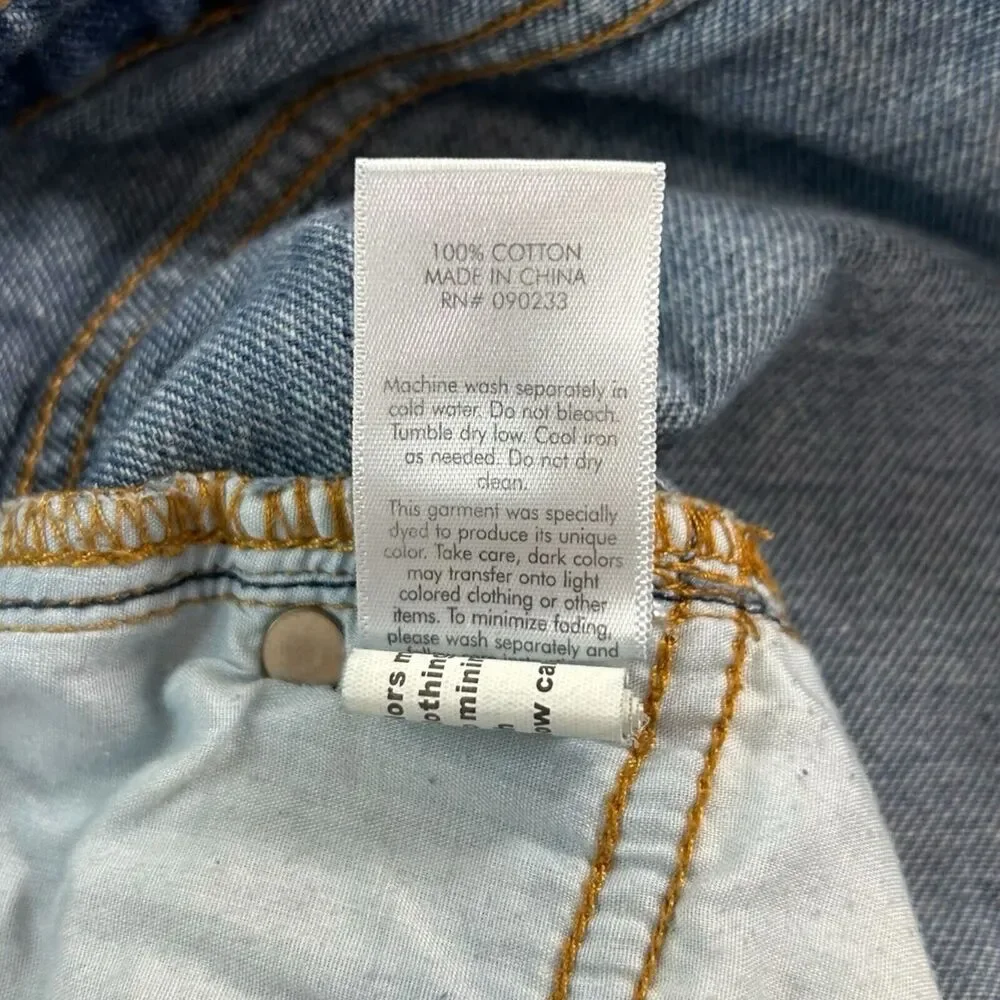 Bullhead Jean Shorts Size 5 Mom Short High Rise Distressed Rolled Cuff Ripped - Picture 7 of 7